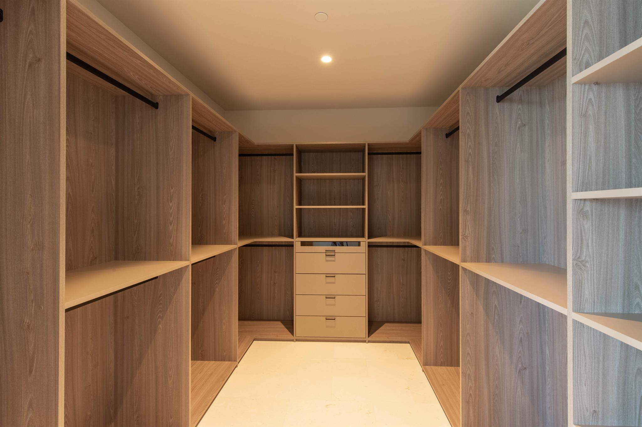 La Clara - Residential