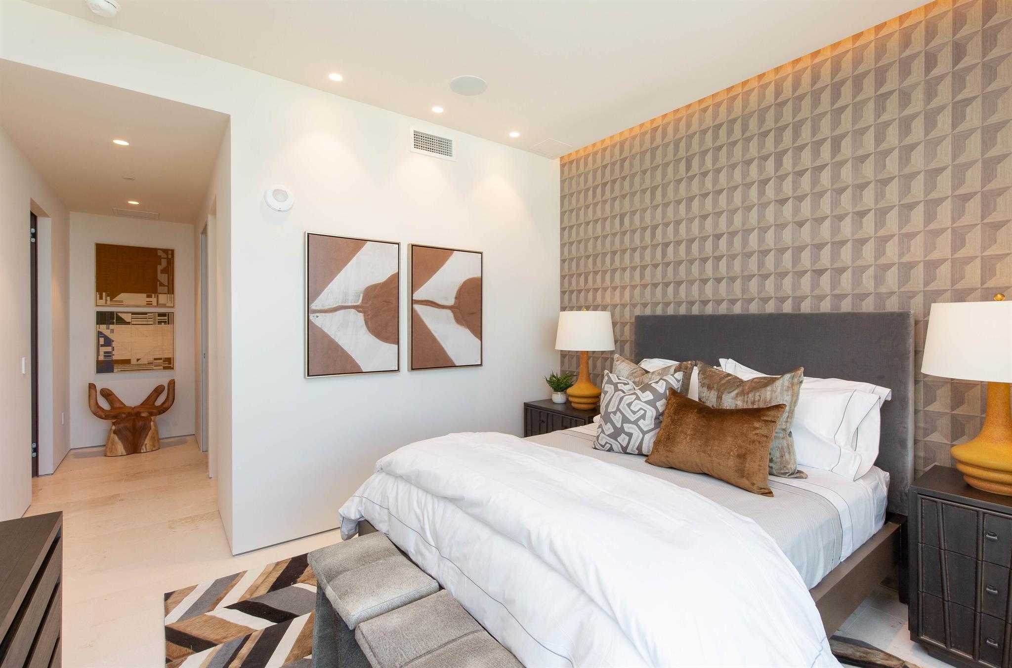 La Clara - Residential