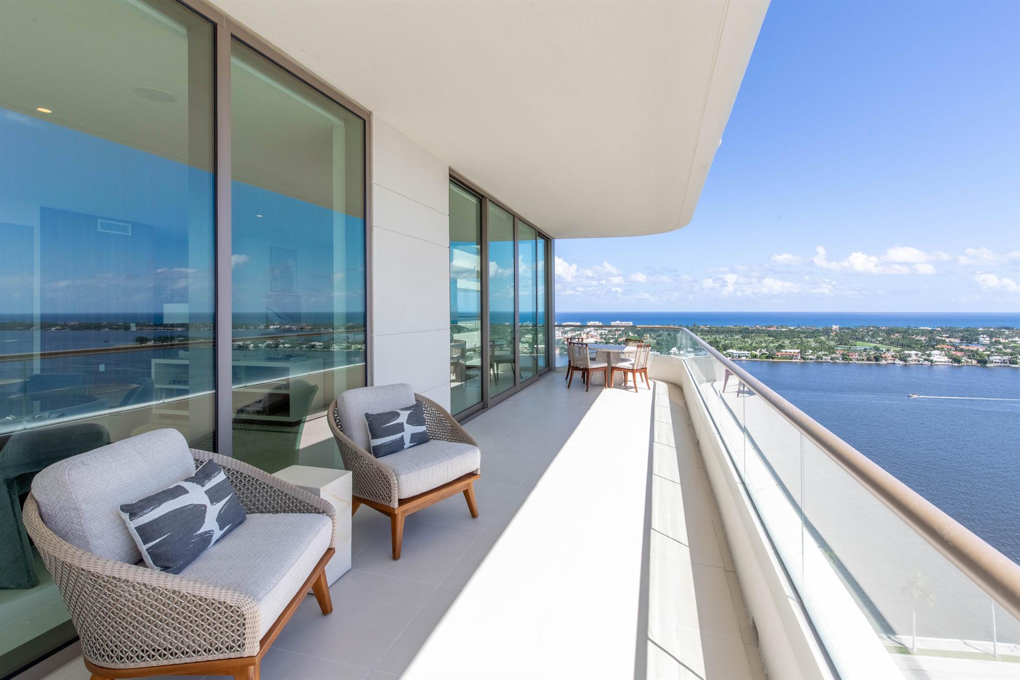 La Clara - Residential