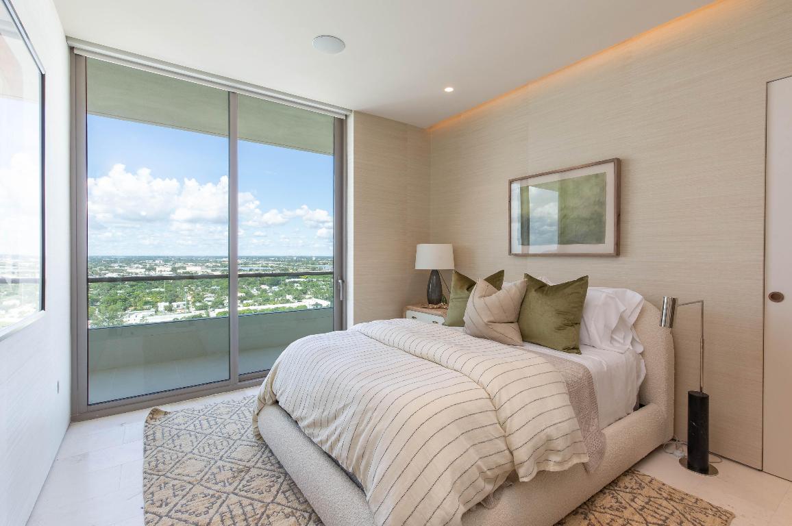 La Clara - Residential