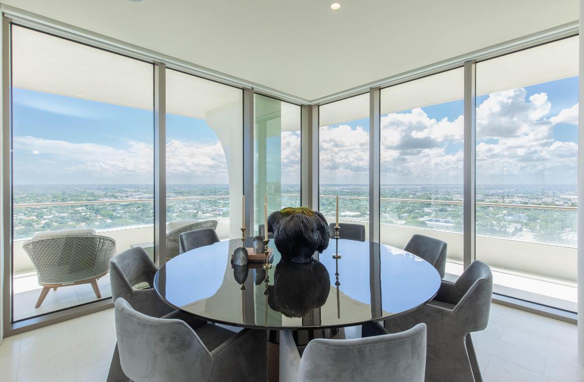 La Clara - Residential