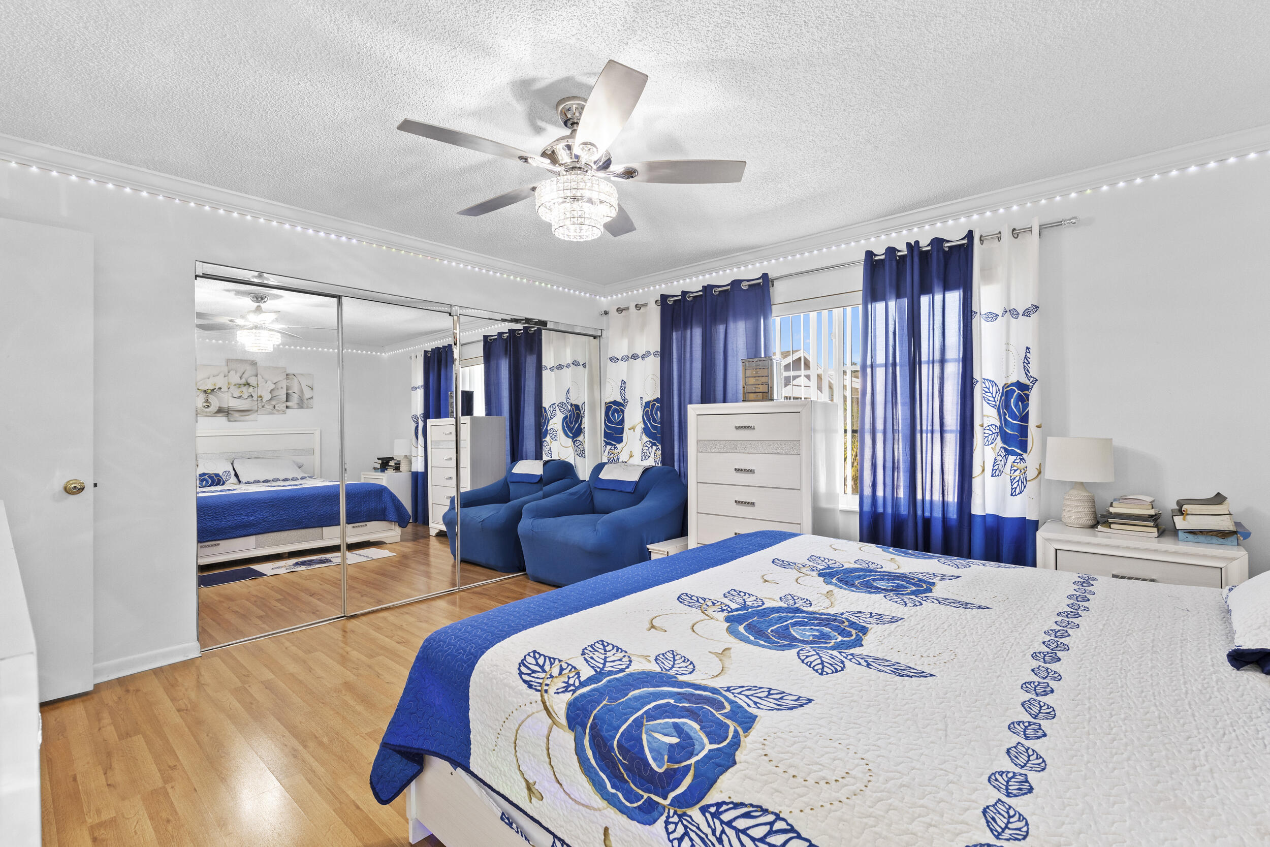 CHARTER CLUB OF PALM BEACH - Residential