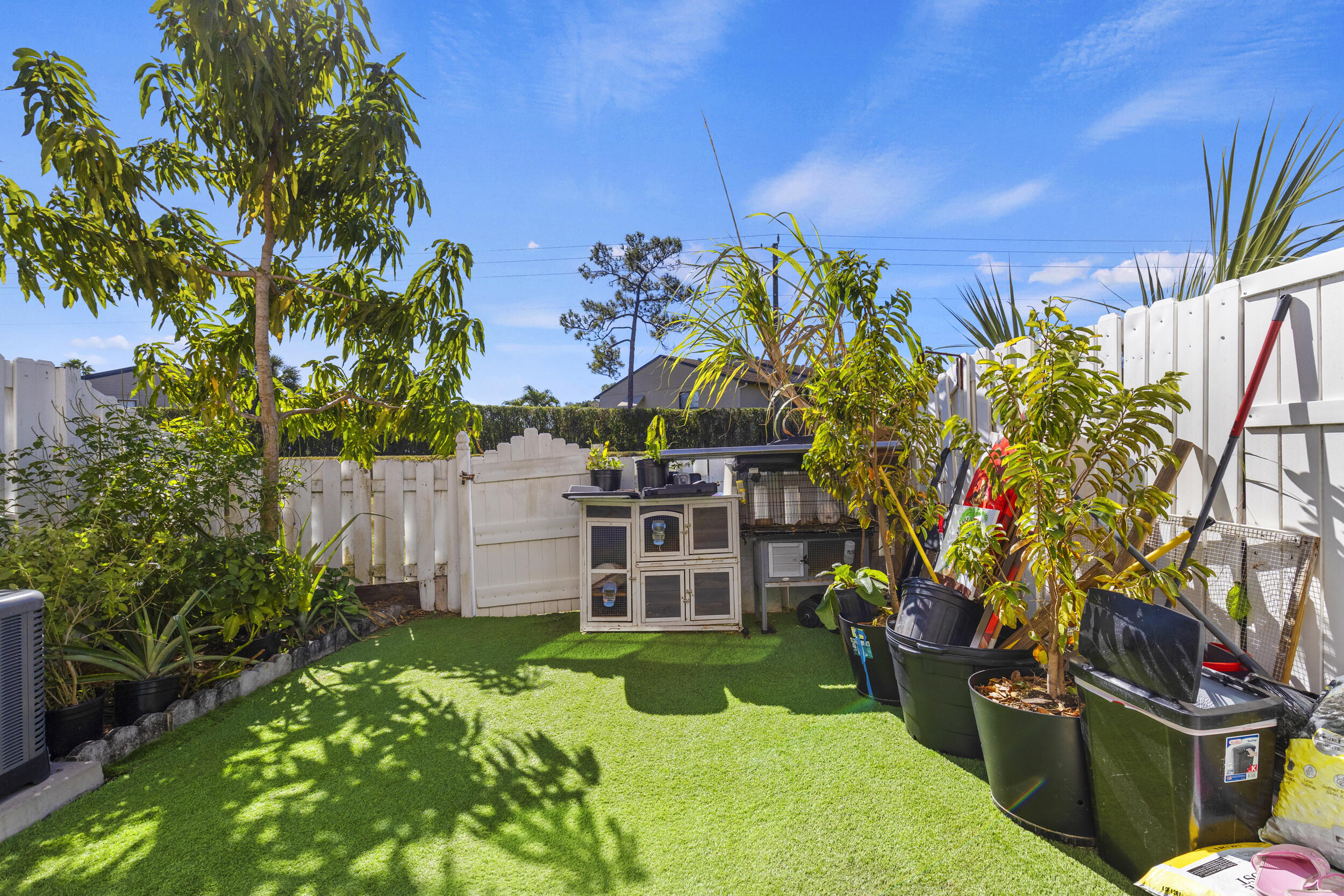 CHARTER CLUB OF PALM BEACH - Residential