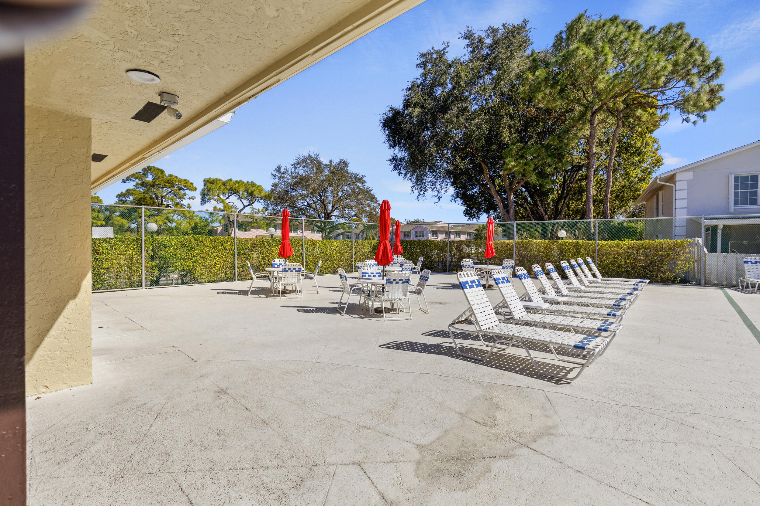 CHARTER CLUB OF PALM BEACH - Residential