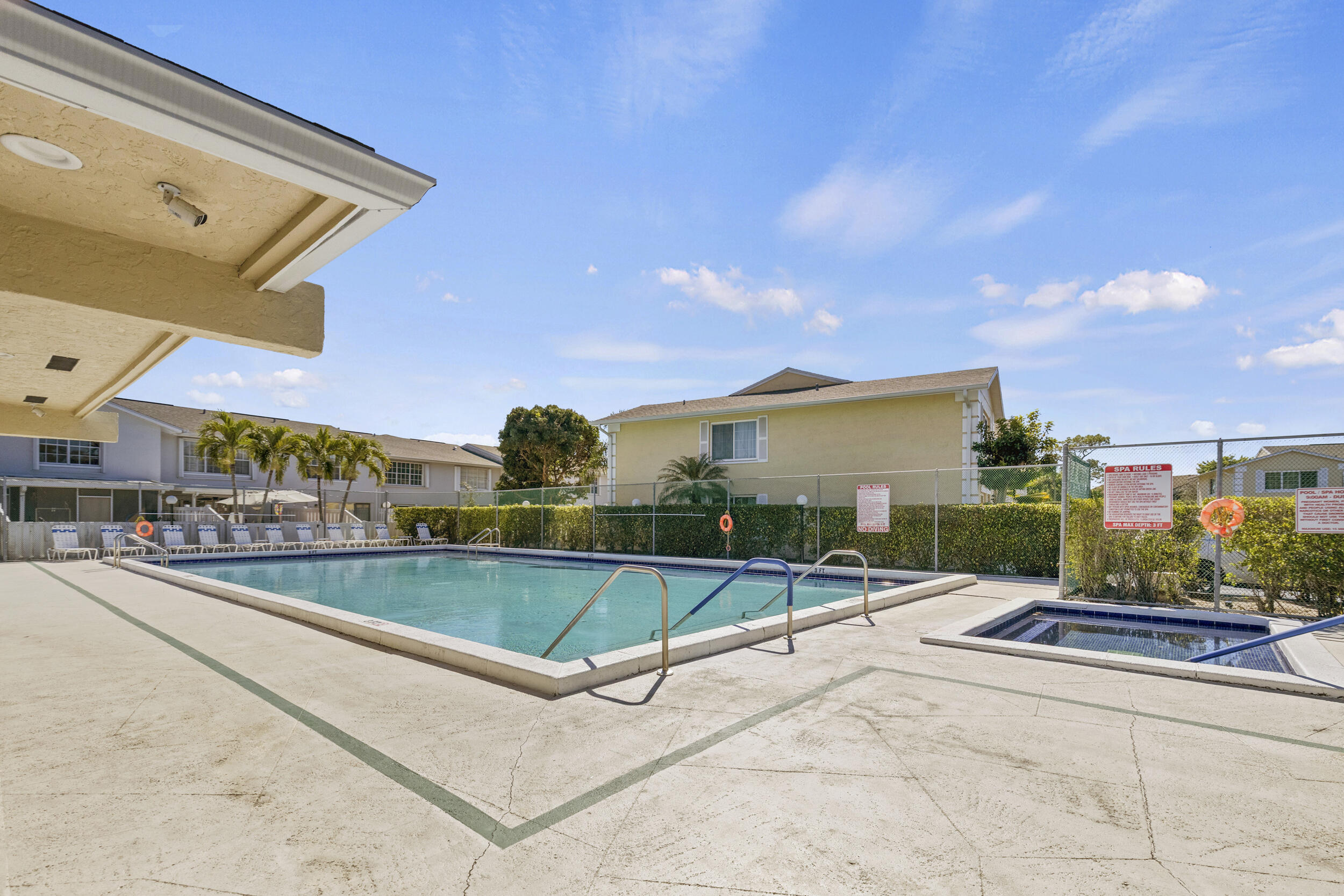 CHARTER CLUB OF PALM BEACH - Residential