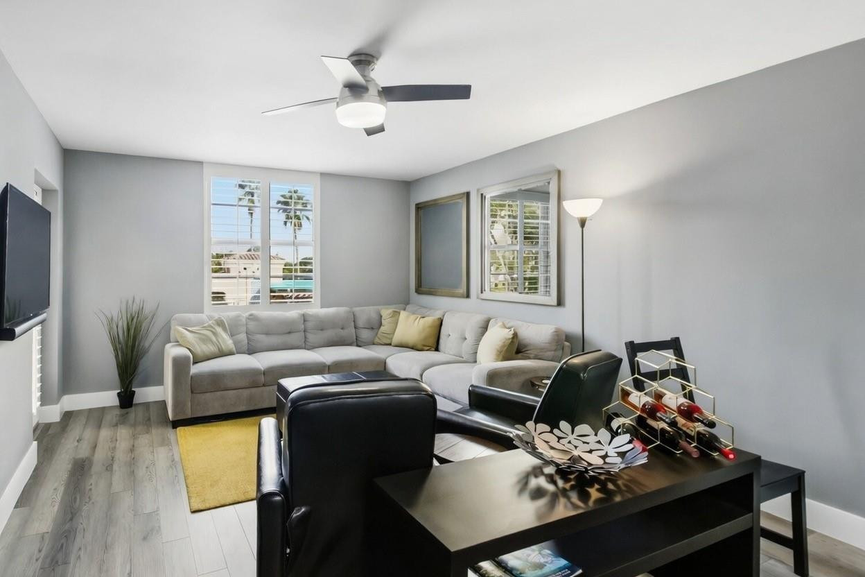 LAS OLAS BY THE RIVER CON - Residential