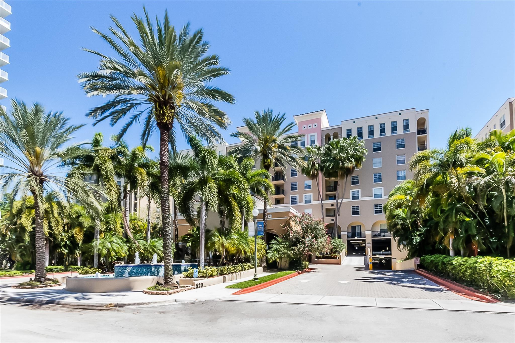 LAS OLAS BY THE RIVER CON - Residential