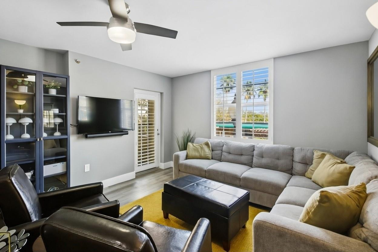 LAS OLAS BY THE RIVER CON - Residential