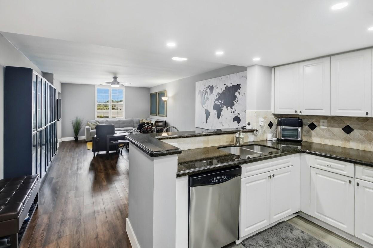 520 SE 5th Avenue 3208