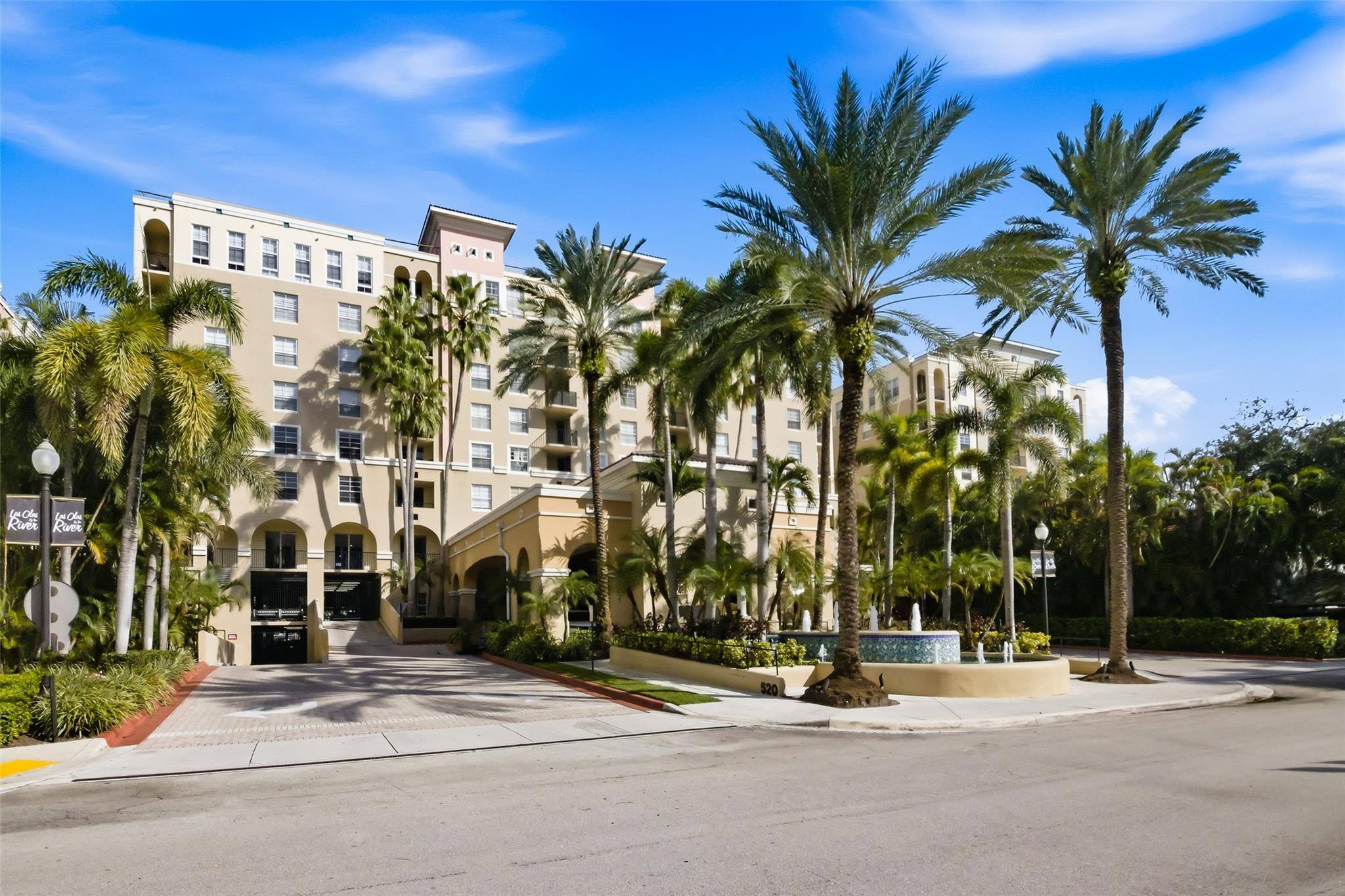 LAS OLAS BY THE RIVER CON - Residential