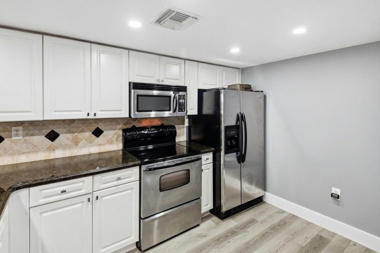 LAS OLAS BY THE RIVER CON - Residential