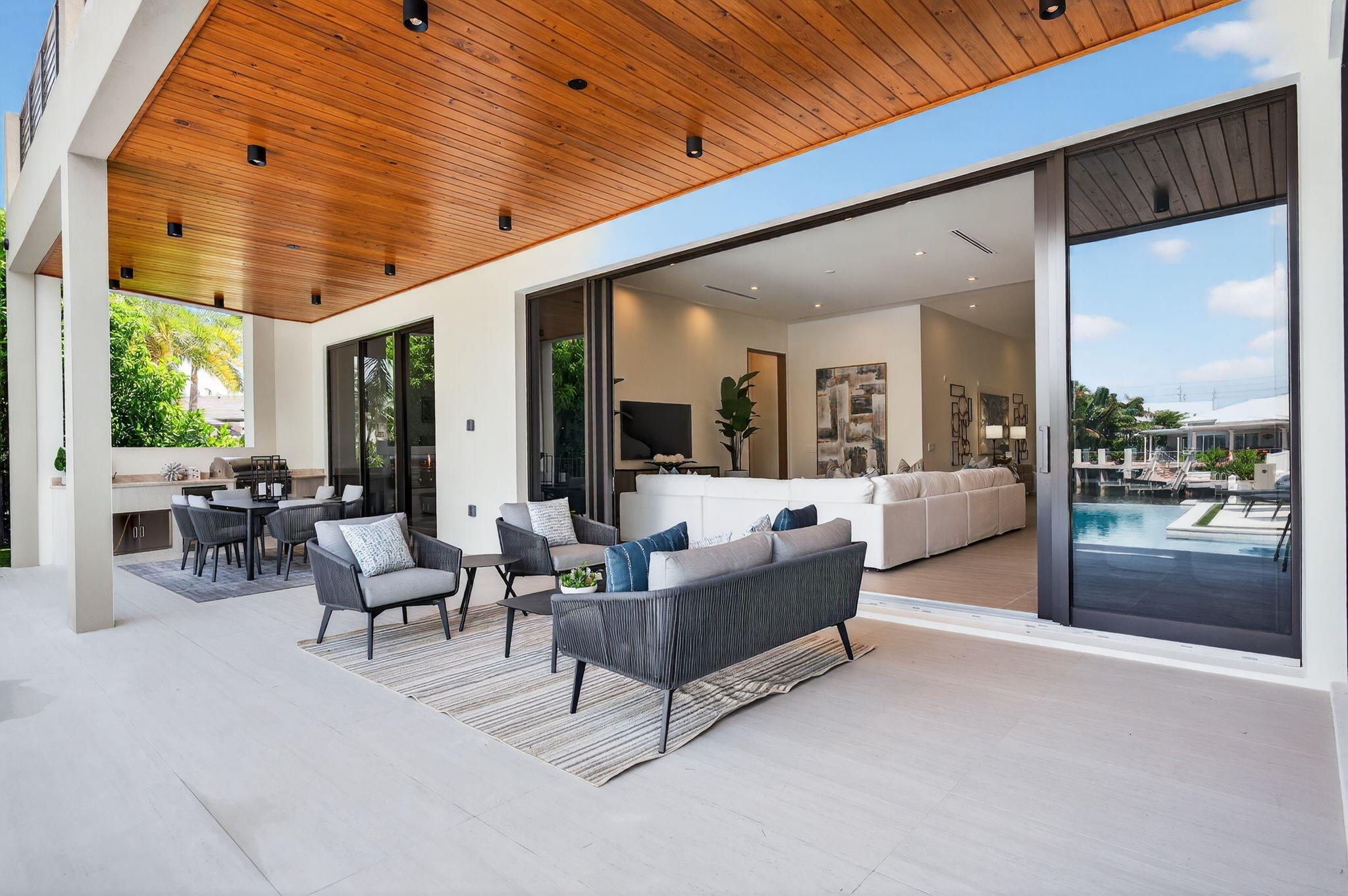 LAKE ROGERS ISLE UNIT A - Residential