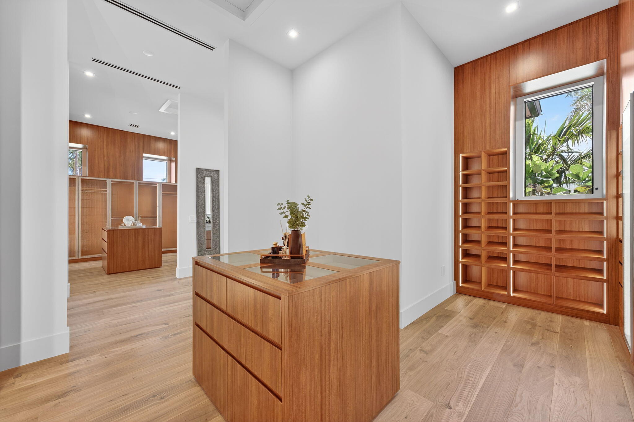 LAKE ROGERS ISLE UNIT A - Residential