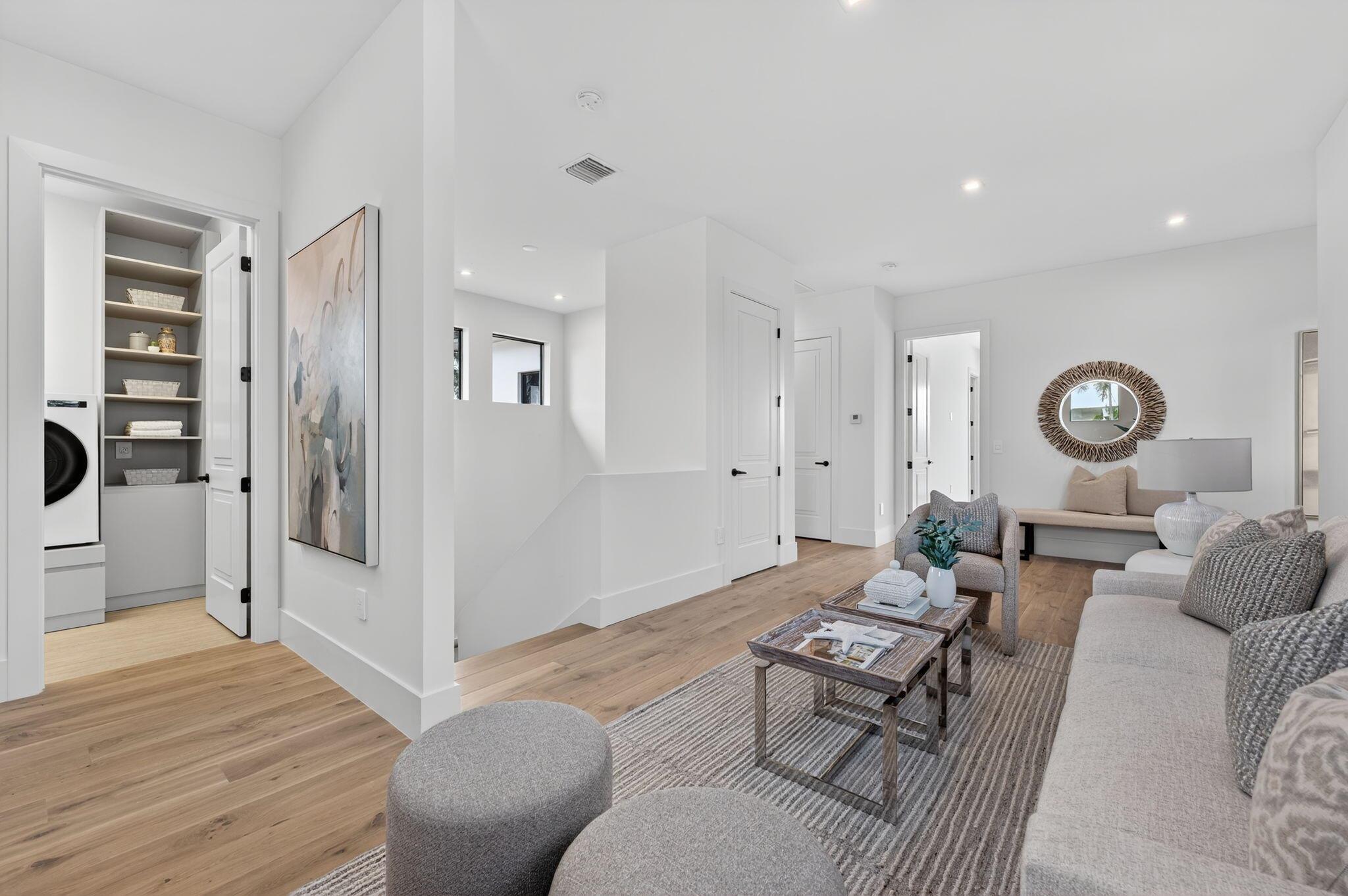 LAKE ROGERS ISLE UNIT A - Residential