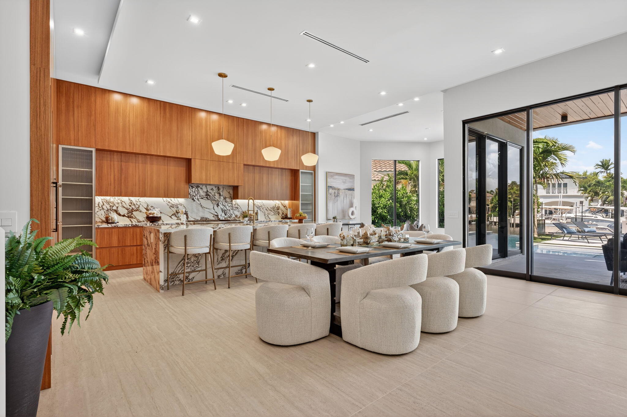 LAKE ROGERS ISLE UNIT A - Residential