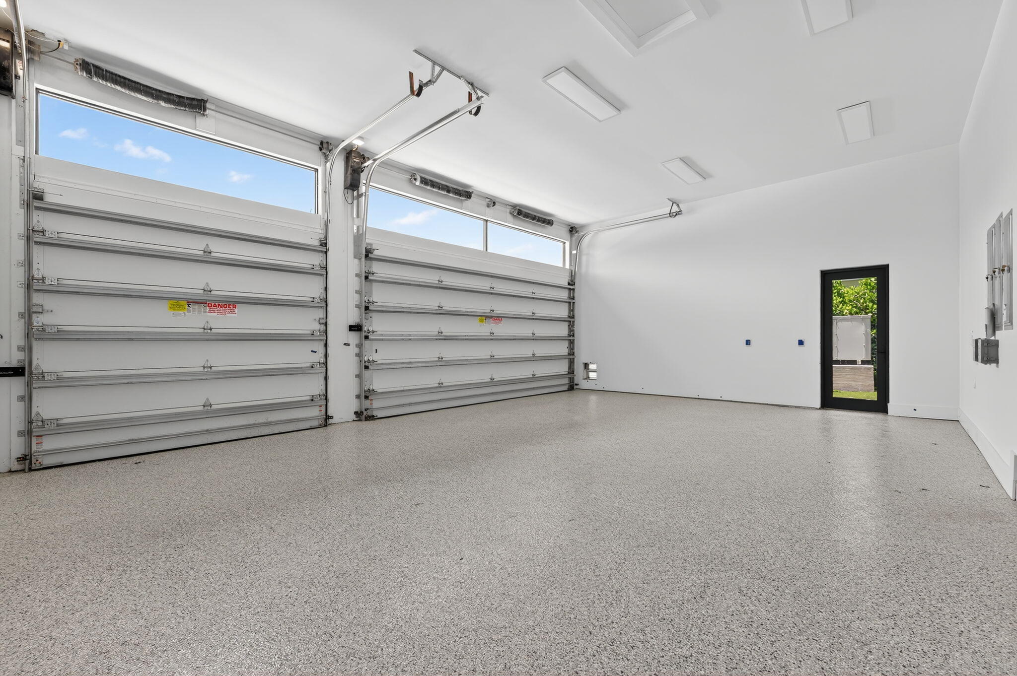 LAKE ROGERS ISLE UNIT A - Residential