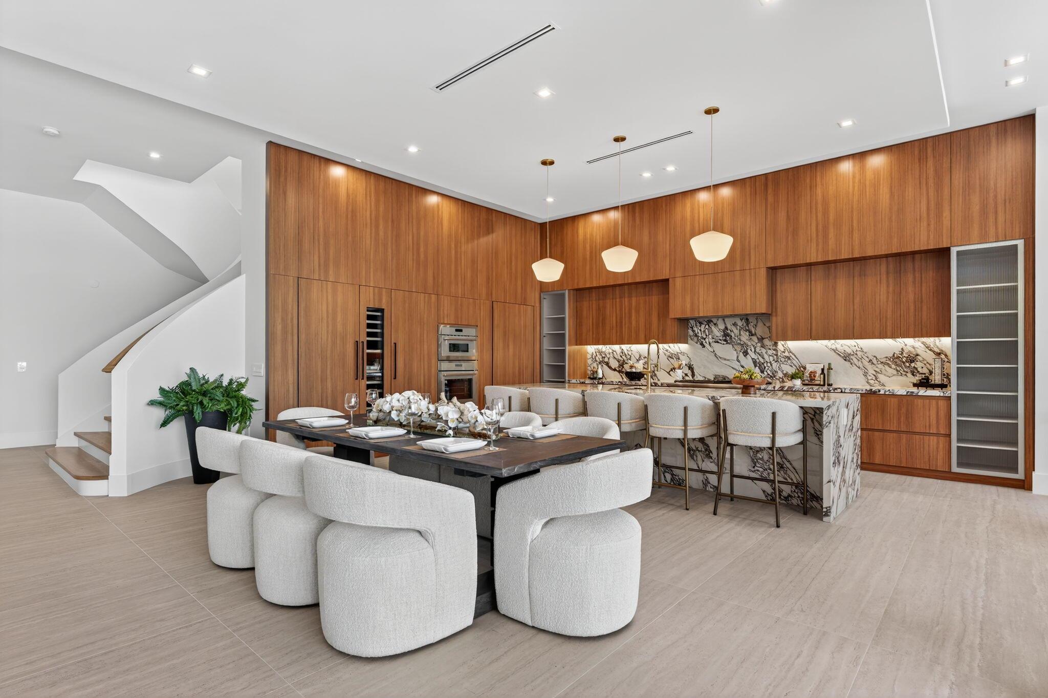 LAKE ROGERS ISLE UNIT A - Residential