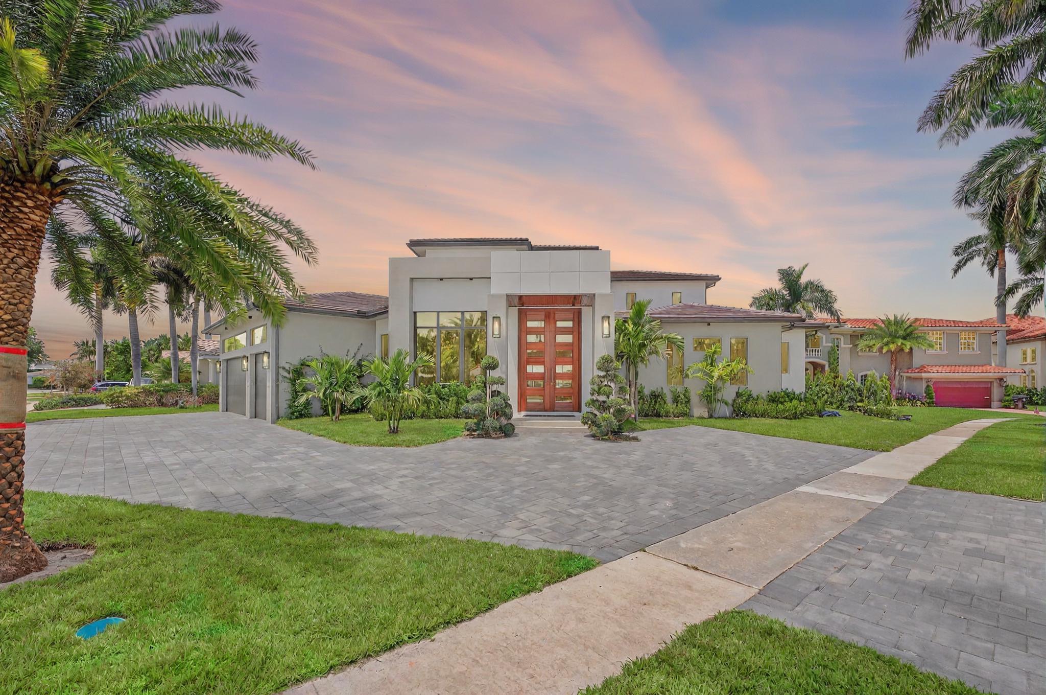 721 NE 34th Street