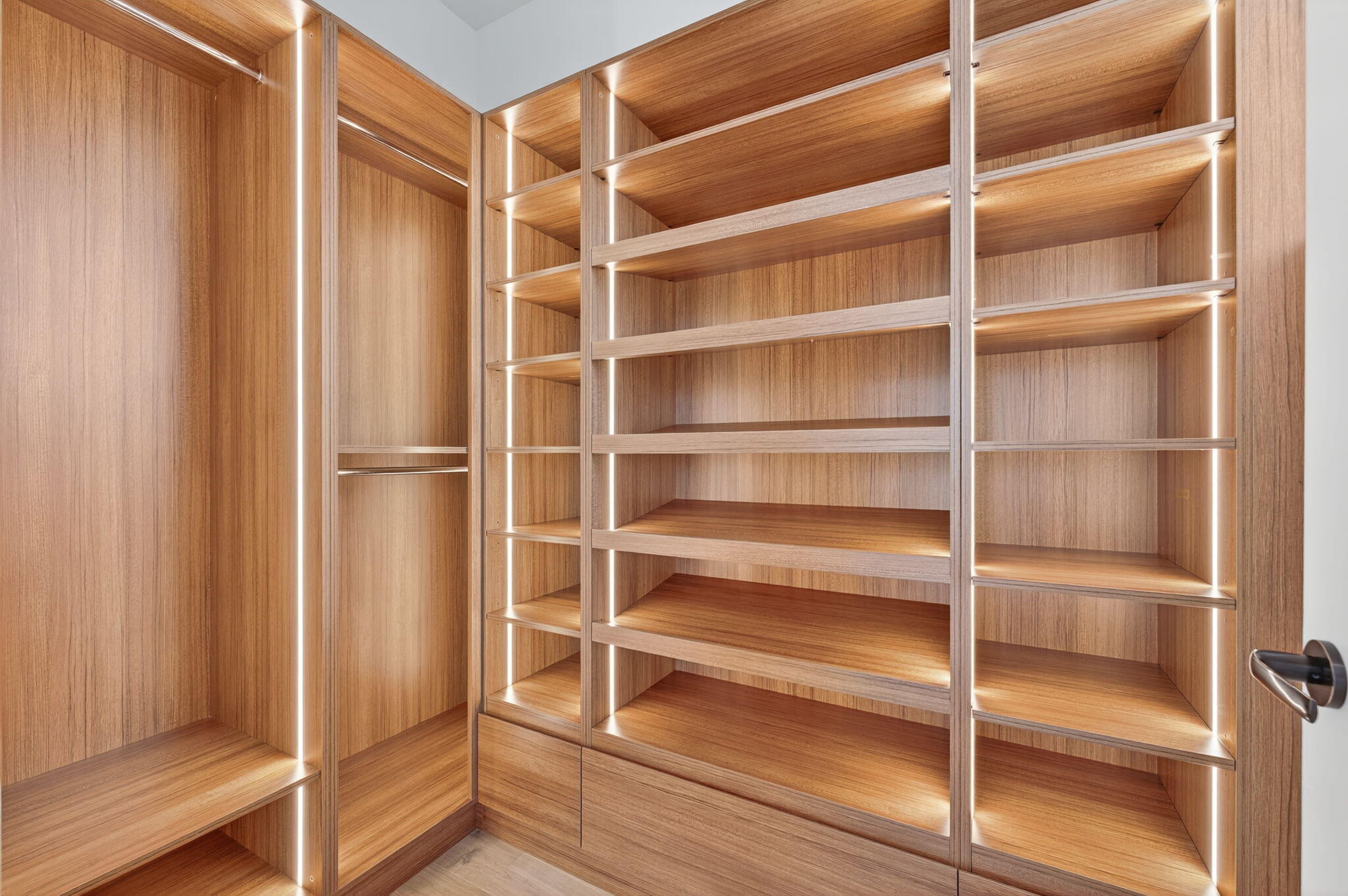 LAKE ROGERS ISLE UNIT A - Residential