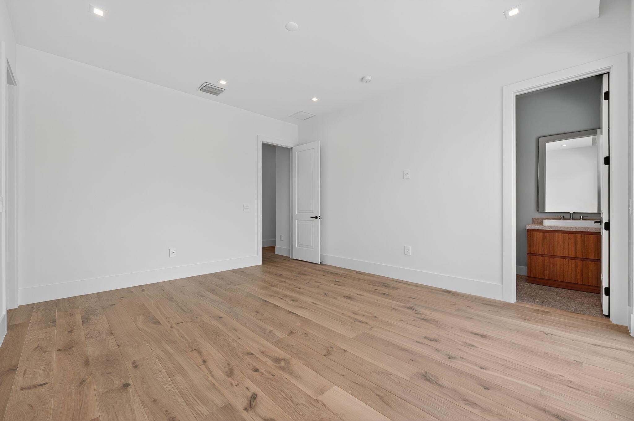 LAKE ROGERS ISLE UNIT A - Residential