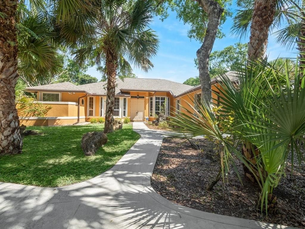 Photo of 8349 150th Court N, Palm Beach Gardens, FL 33418 (MLS # R10714212)
