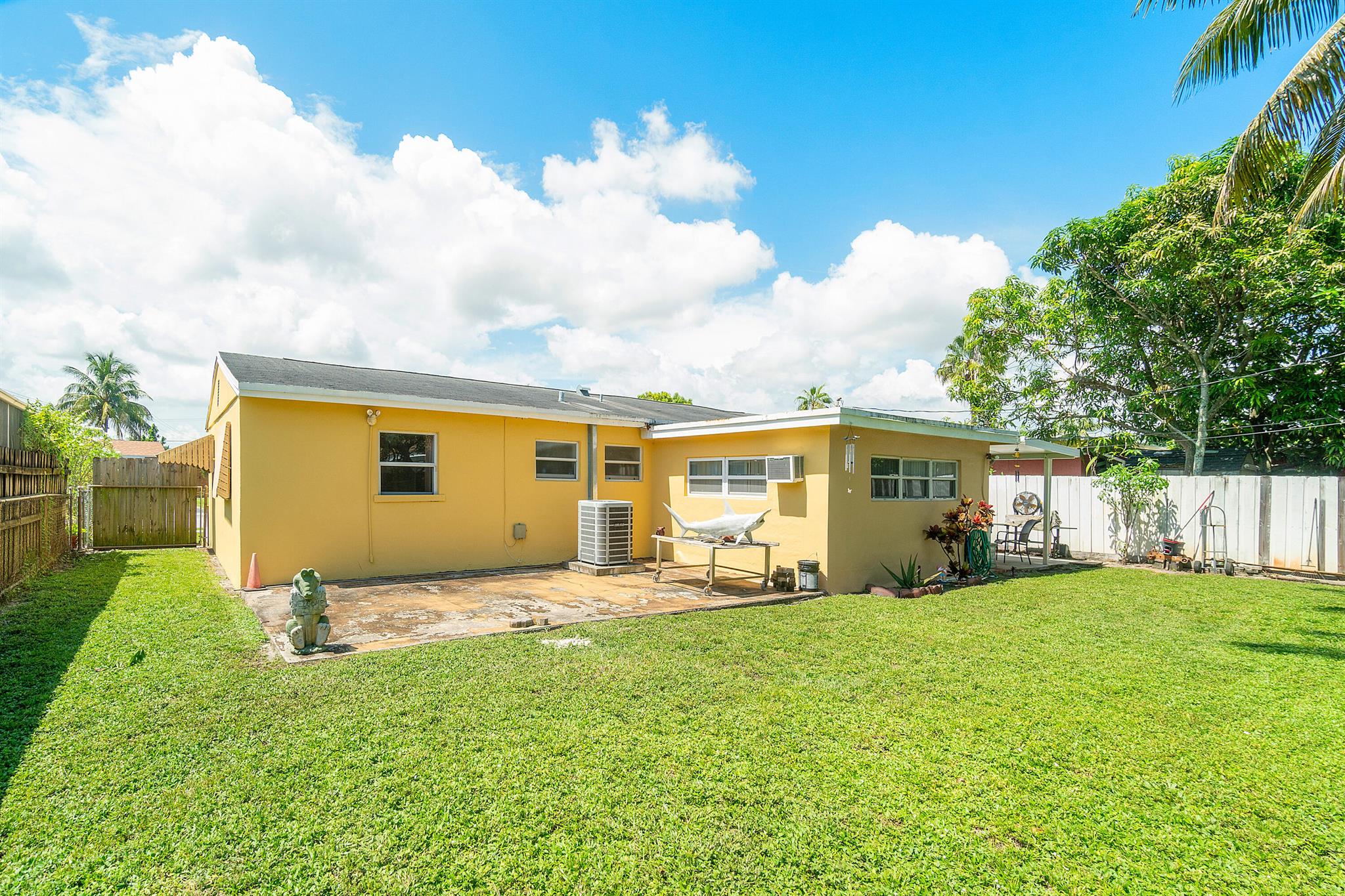 BROADVIEW PARK SEC 3 - Residential