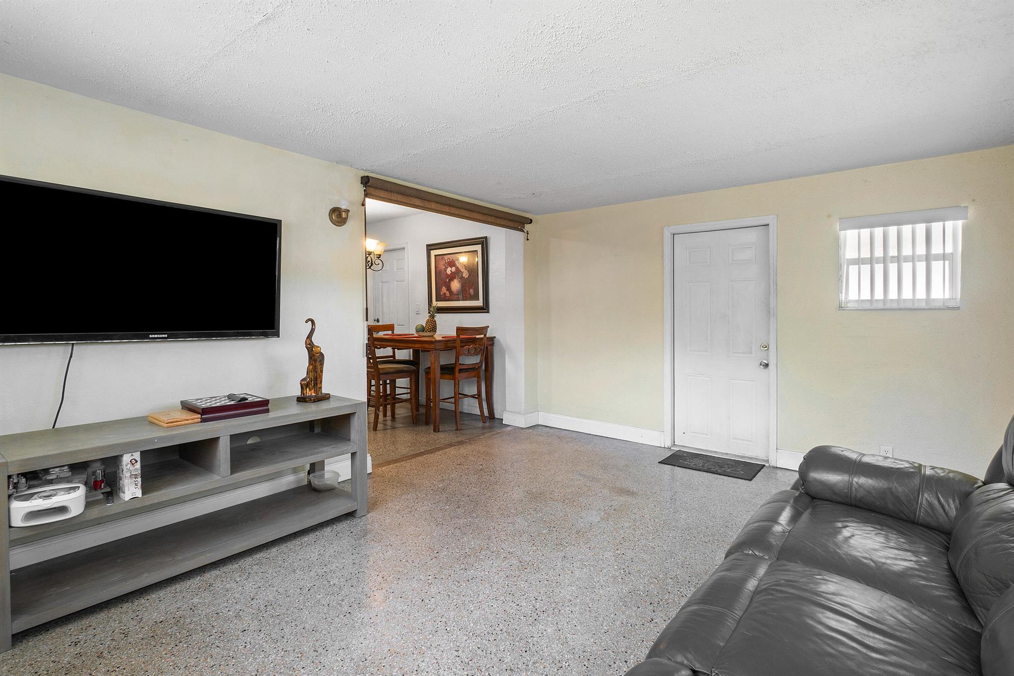 BROADVIEW PARK SEC 3 - Residential