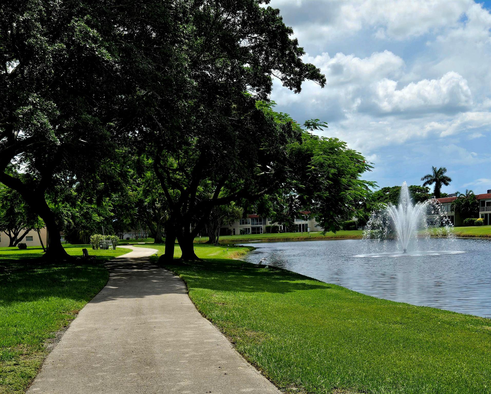 View photos, virtual tours, details... 14623 Bonaire Boulevard 604