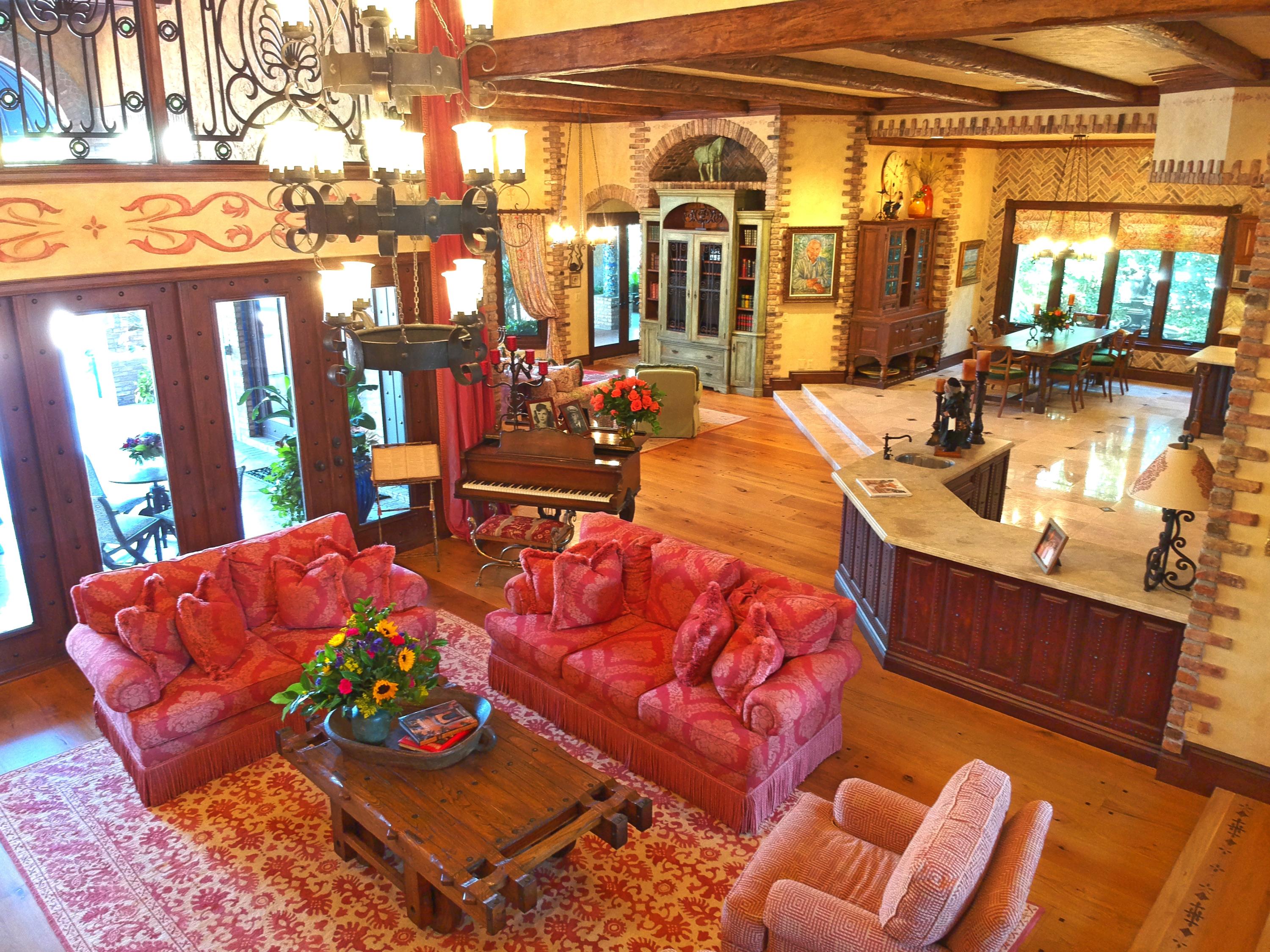 FRENCHMANS CREEK - Residential