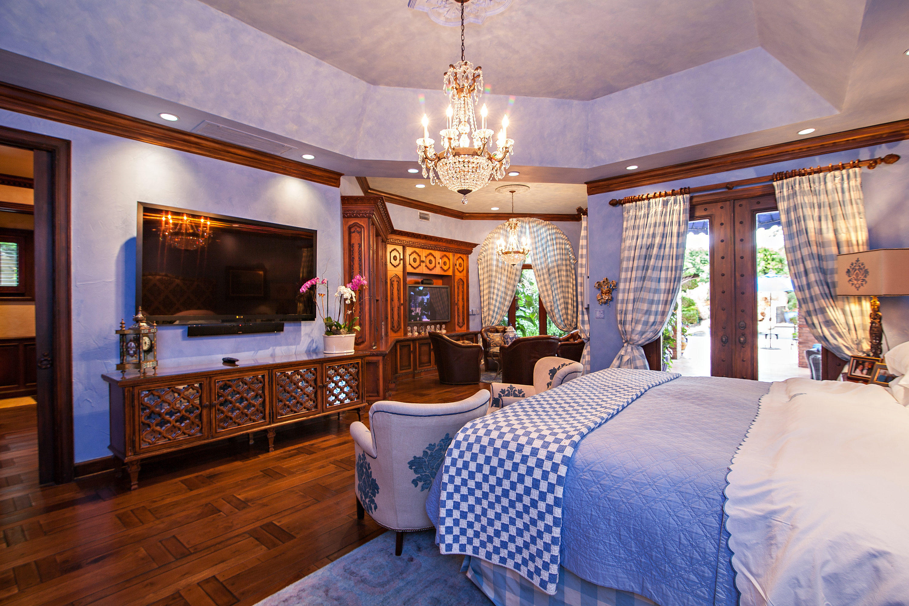 FRENCHMANS CREEK - Residential