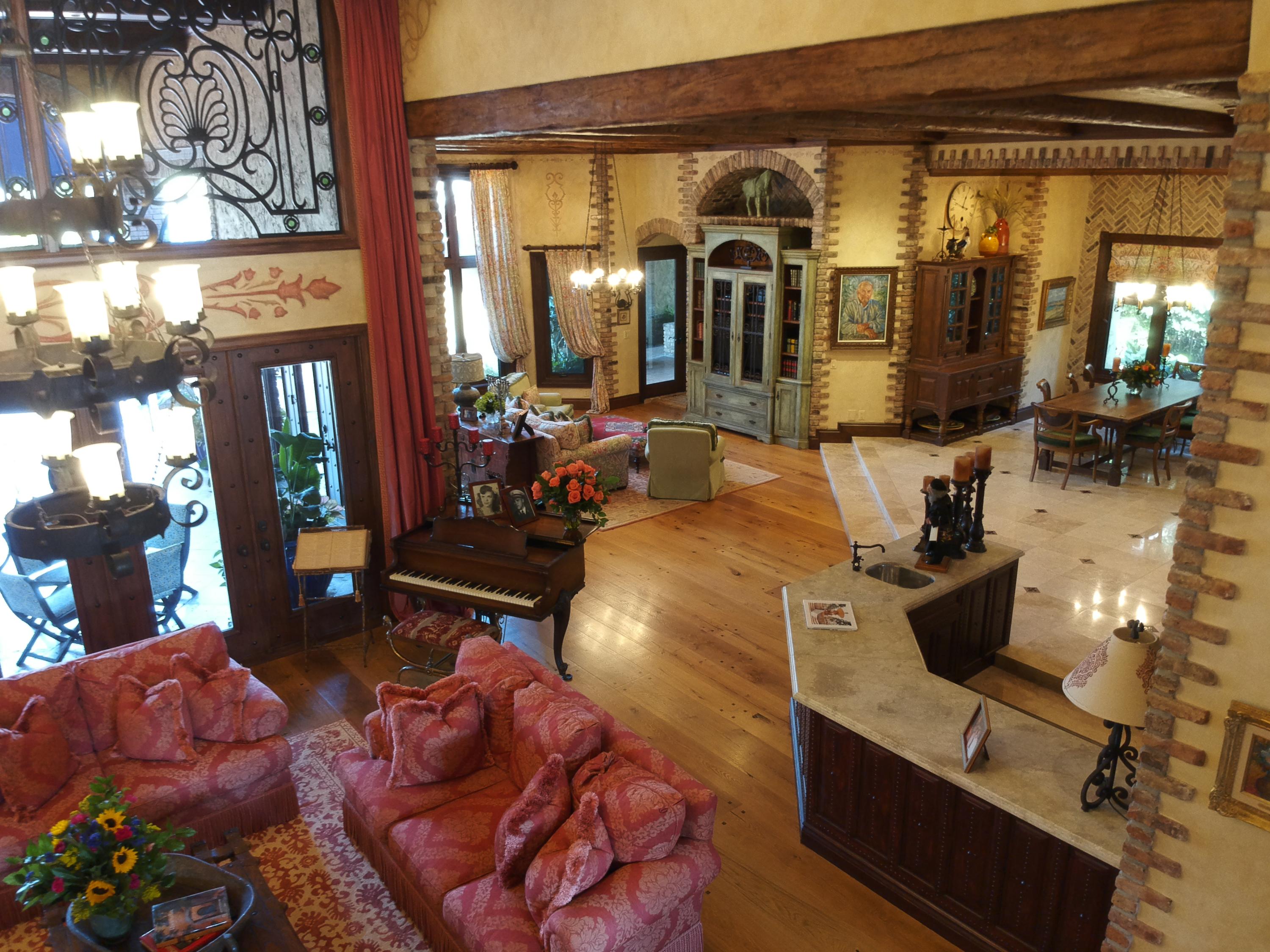 FRENCHMANS CREEK - Residential