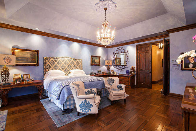 FRENCHMANS CREEK - Residential