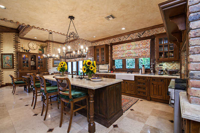 FRENCHMANS CREEK - Residential