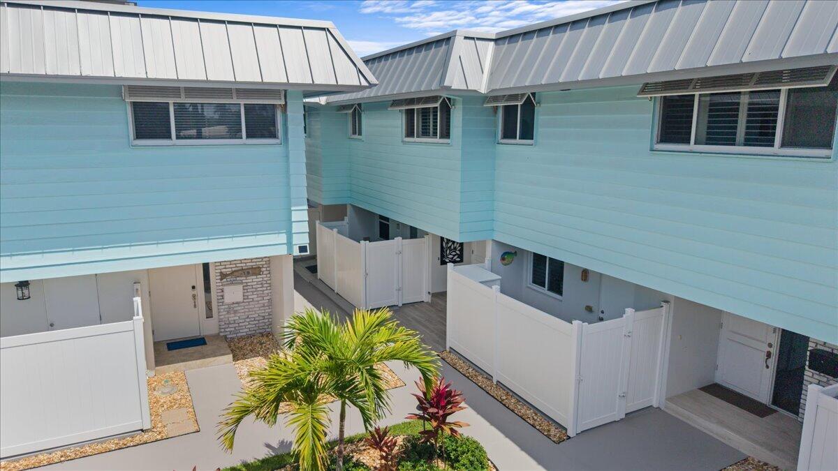 THOMAS LANDINGS CONDO - Residential