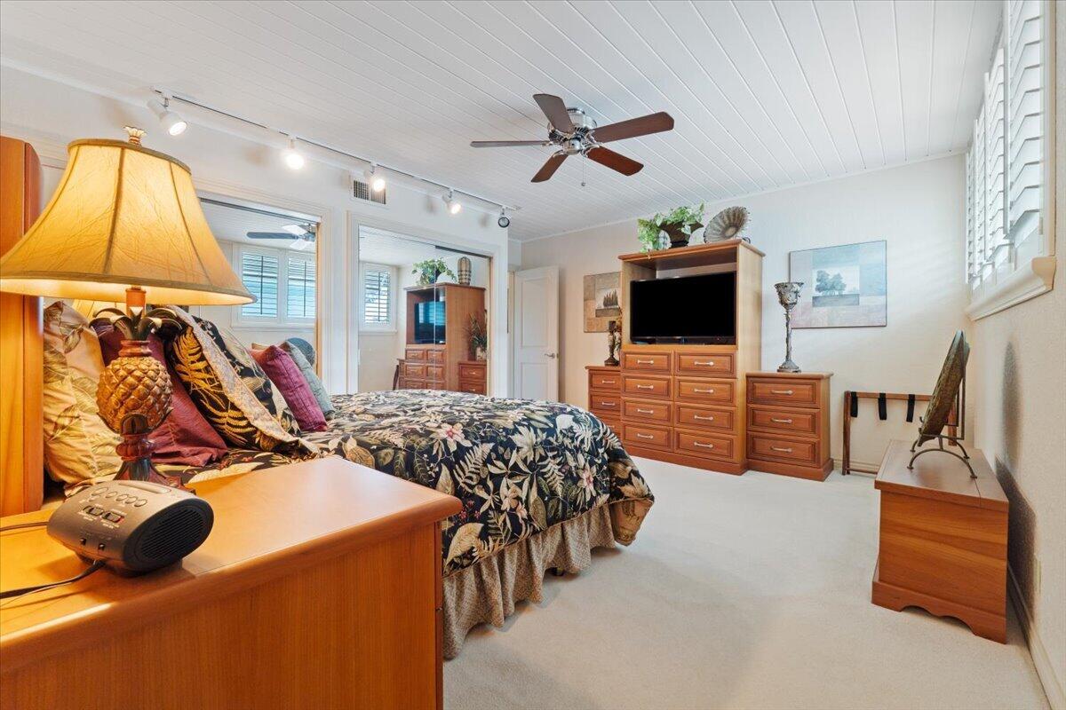 THOMAS LANDINGS CONDO - Residential