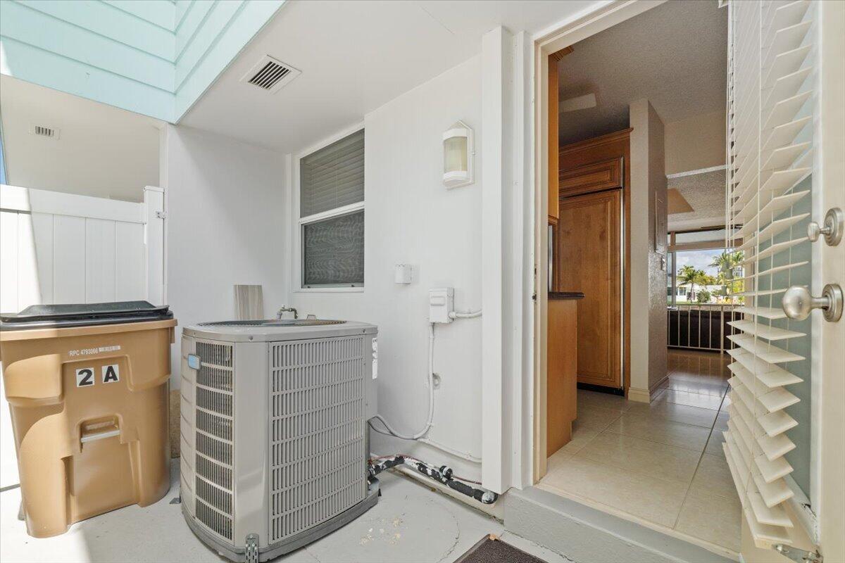 THOMAS LANDINGS CONDO - Residential