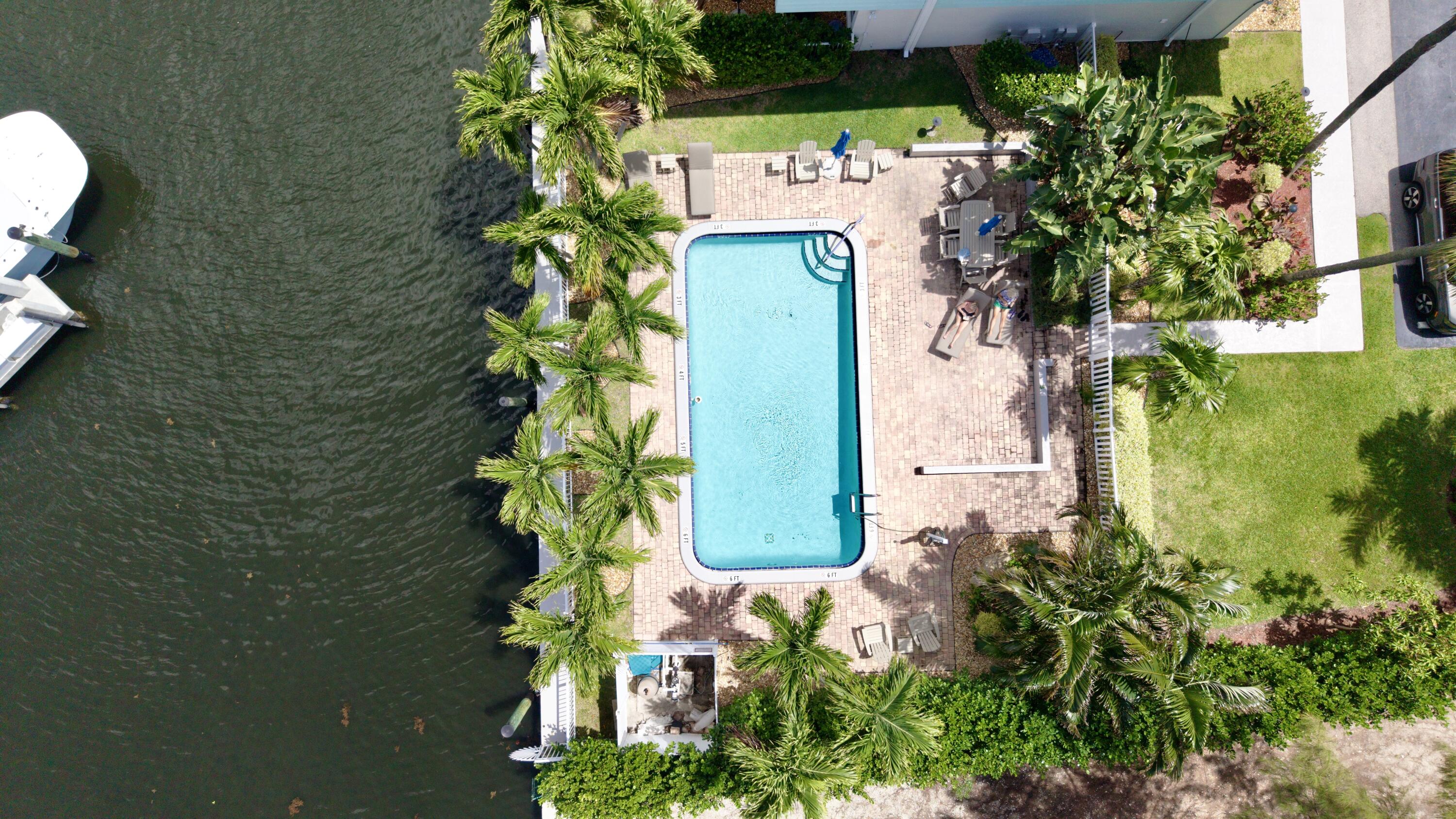 THOMAS LANDINGS CONDO - Residential