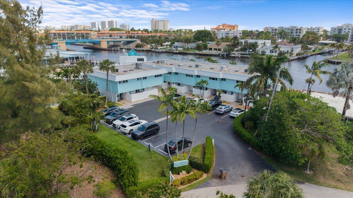 THOMAS LANDINGS CONDO - Residential