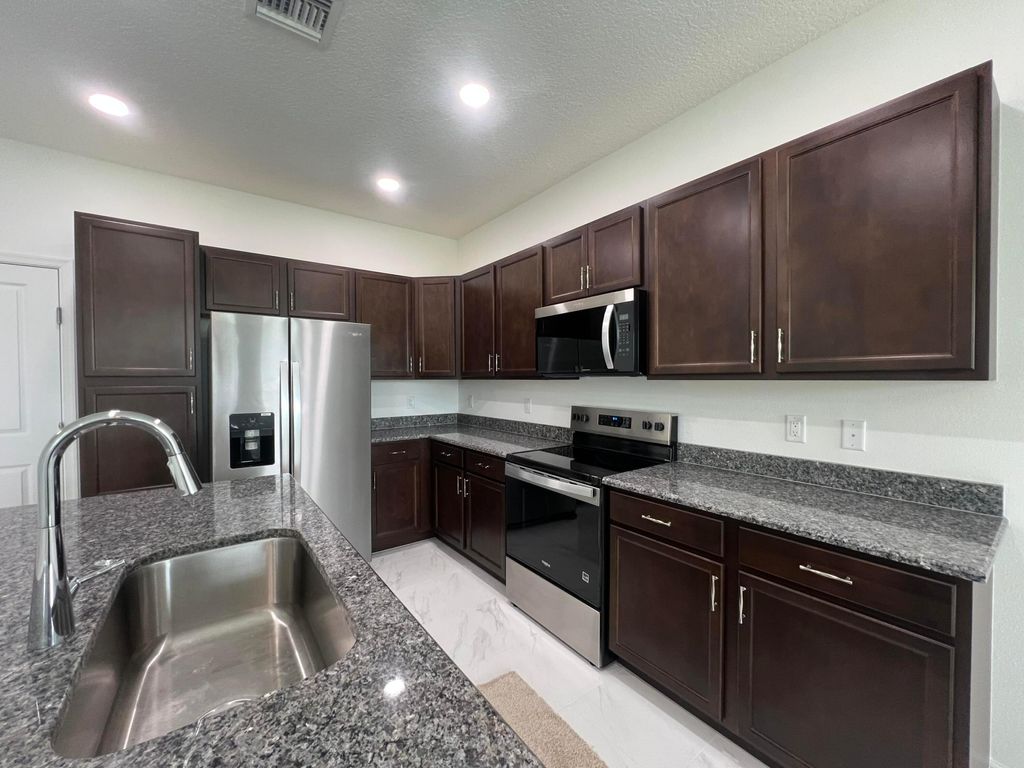 Photo of 4910 N Longwood Lake Square, Westlake, FL 33470 (MLS # B26009118)