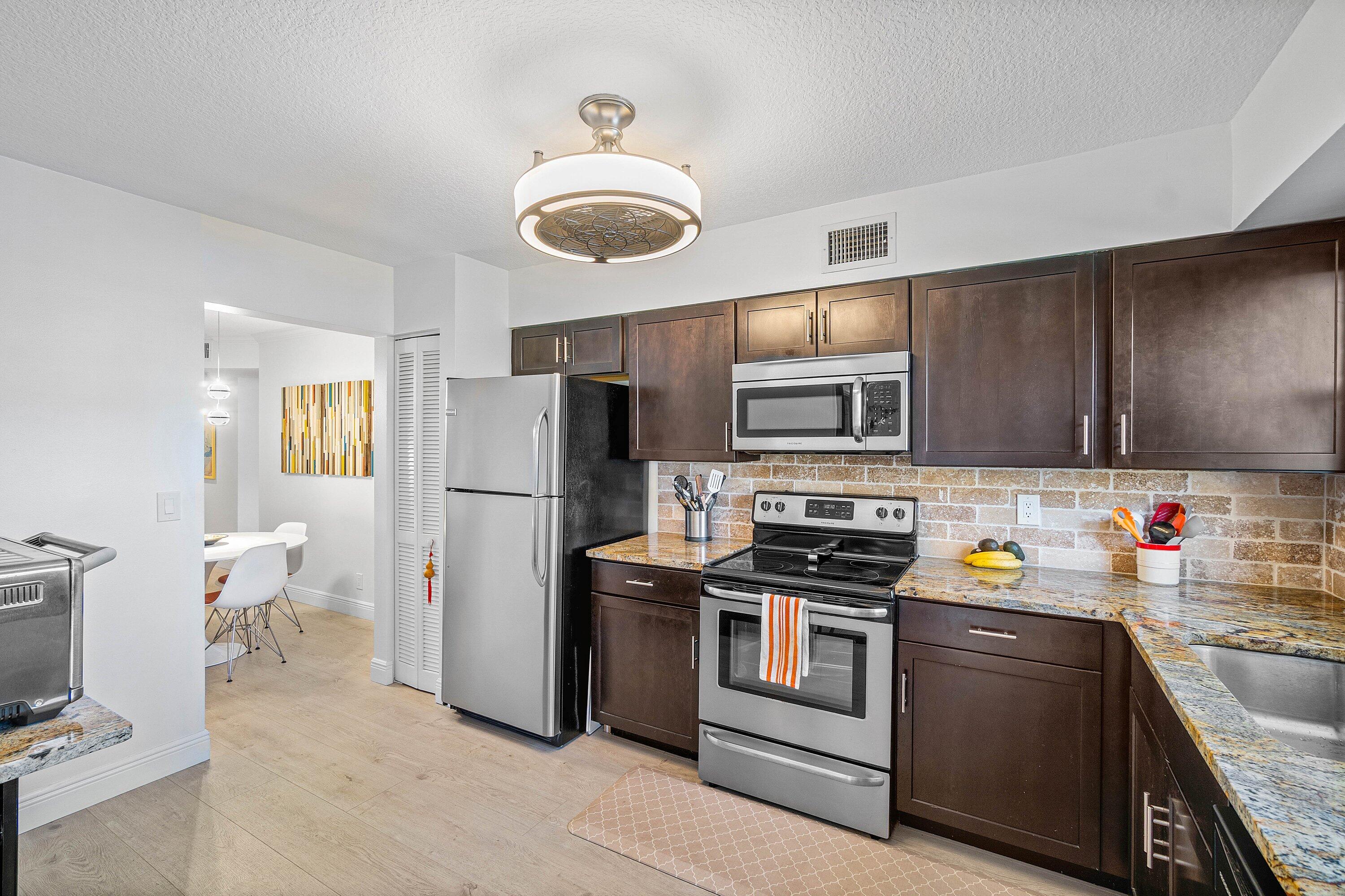 QUAIL RUN CONDO ONE - Residential