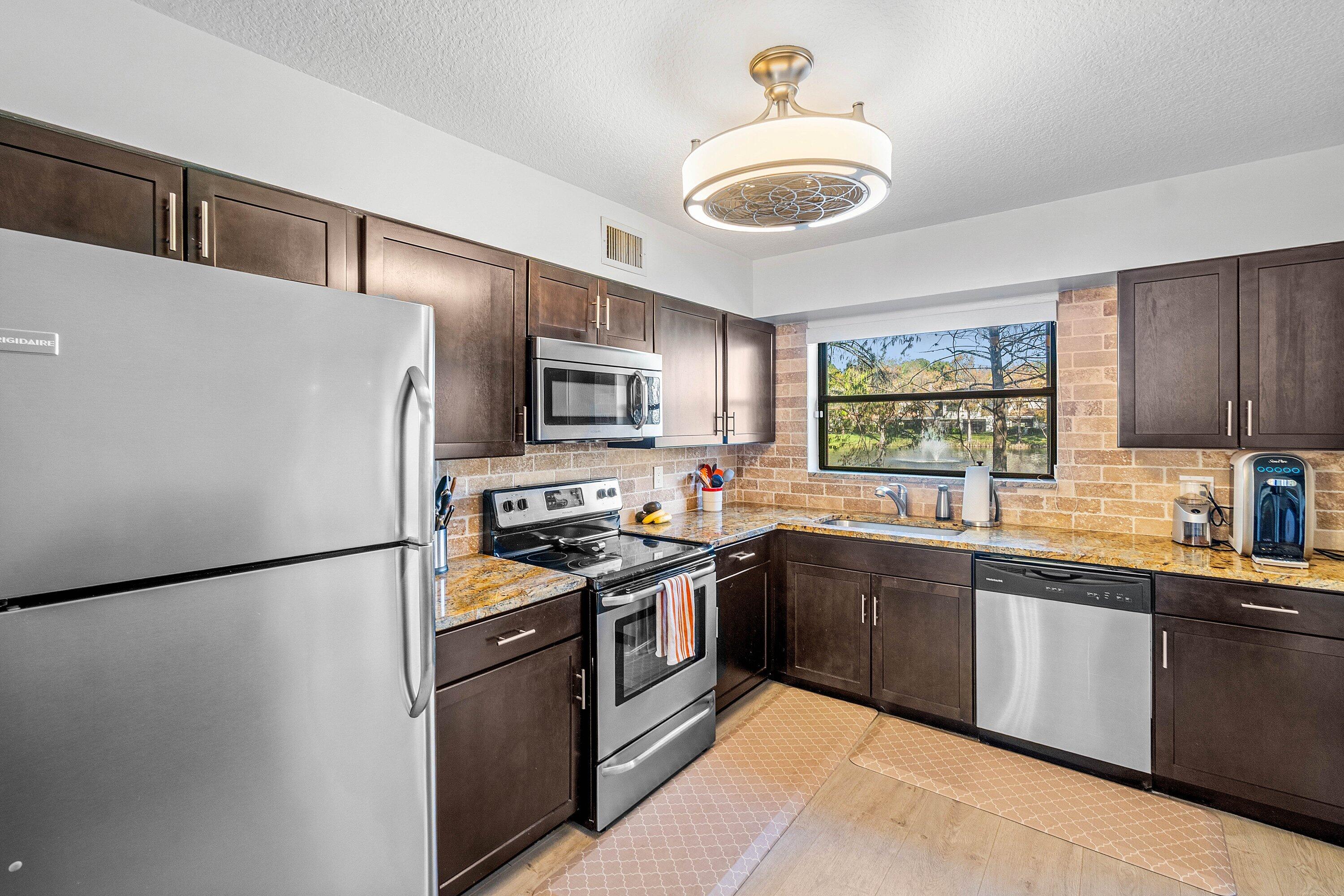 QUAIL RUN CONDO ONE - Residential