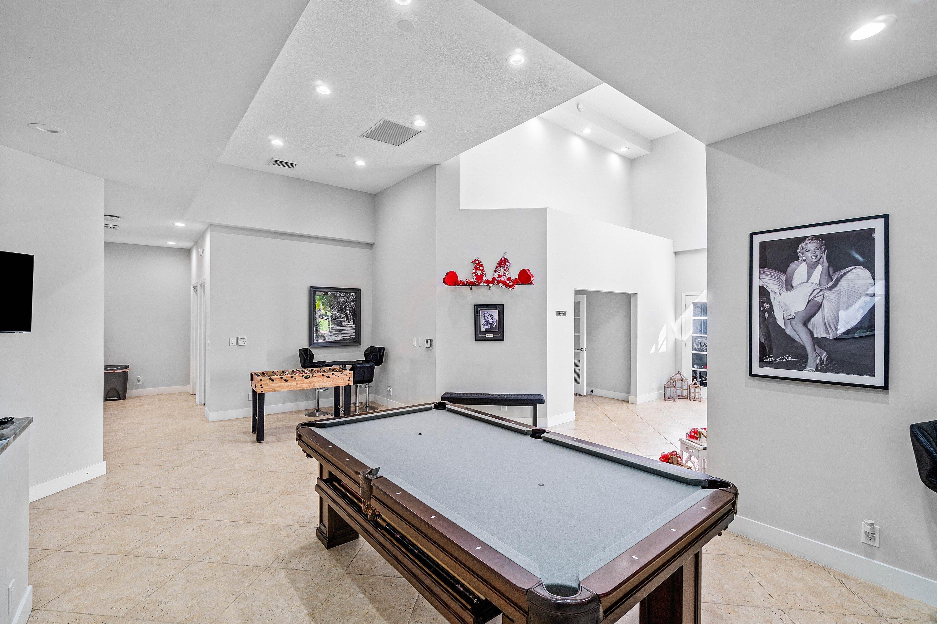 QUAIL RUN CONDO ONE - Residential