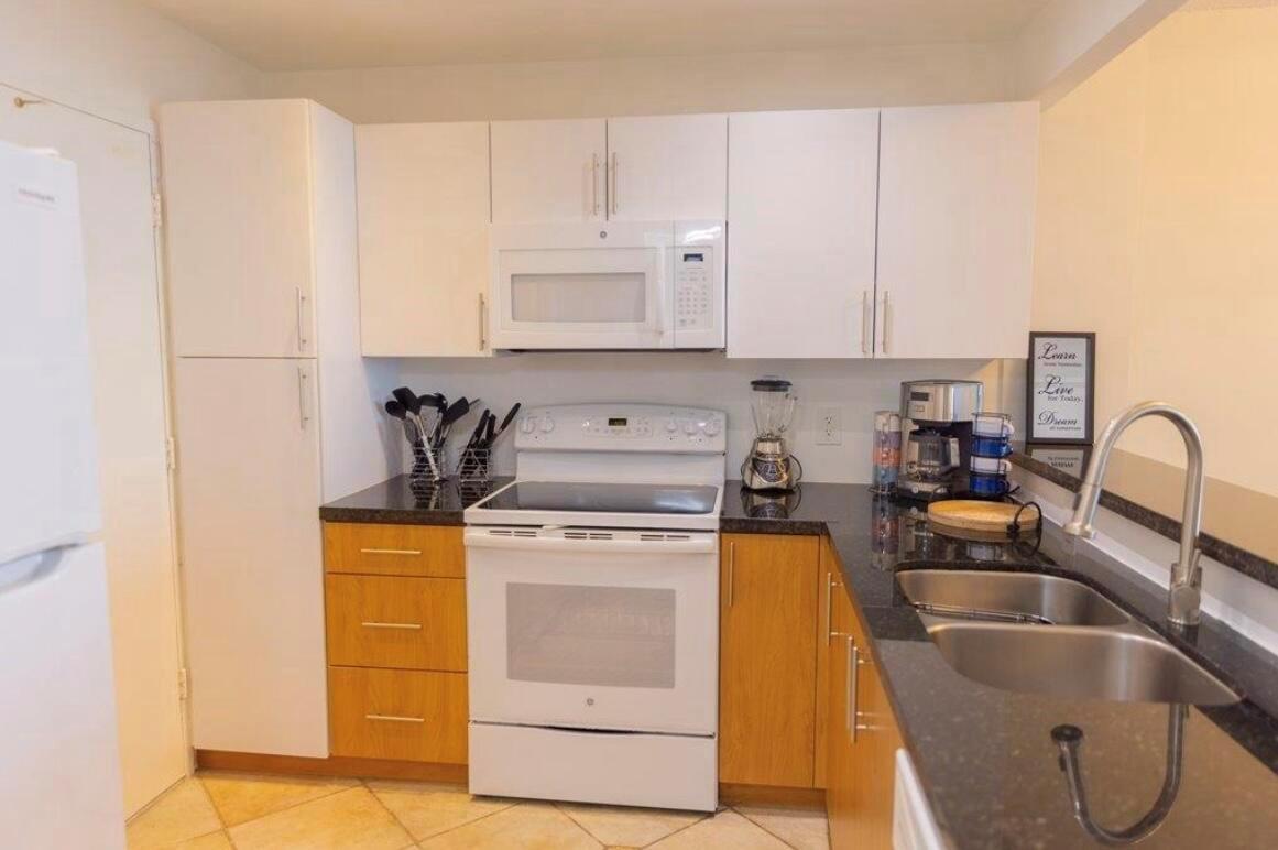 3725 S Ocean Drive 812
