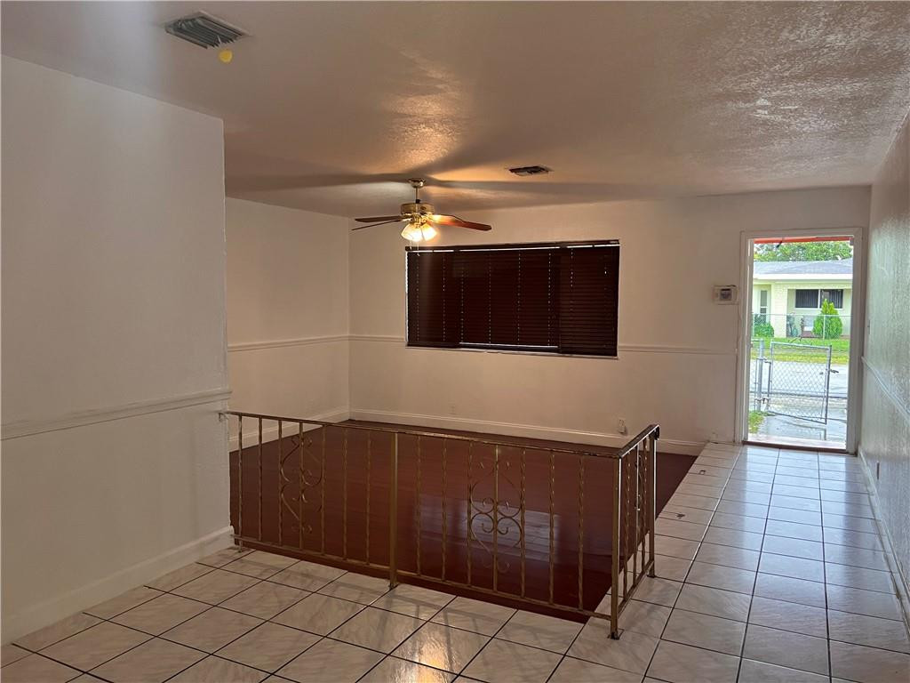 Carver Ranches 19-2 B - Residential Lease