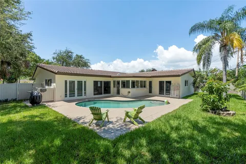 2181 NE 62nd St, Fort Lauderdale, FL MLS: F10492970
