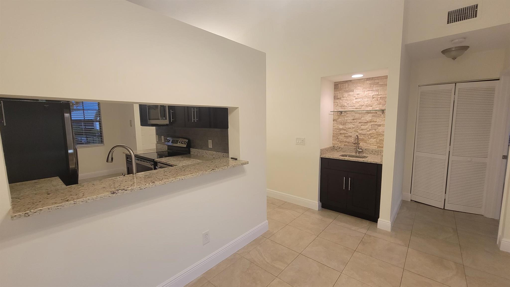 KEYSTONE CONDO - Residential Lease