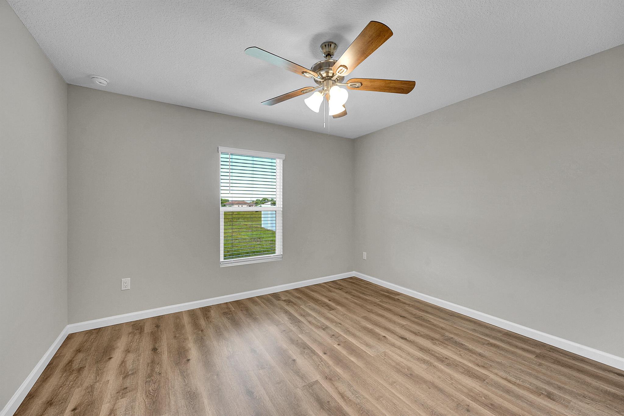 PORT ST LUCIE SECTION 46 - Residential Lease