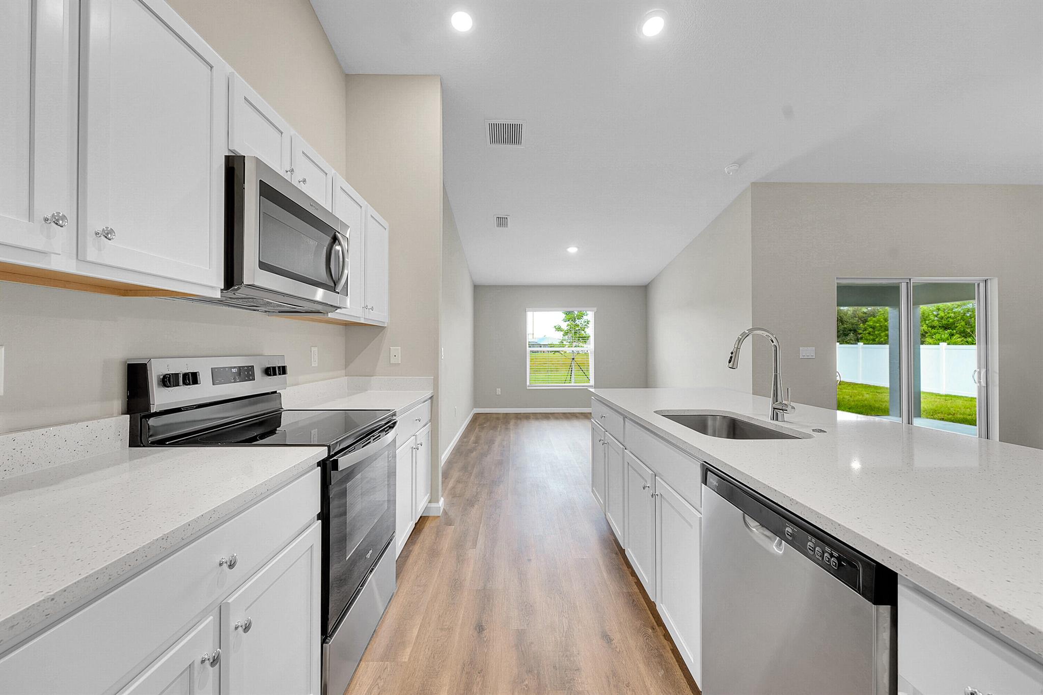 PORT ST LUCIE SECTION 46 - Residential Lease