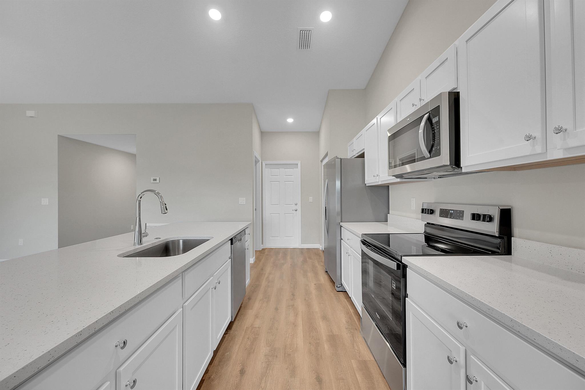PORT ST LUCIE SECTION 46 - Residential Lease