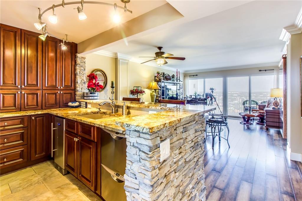 Waters Edge - Residential